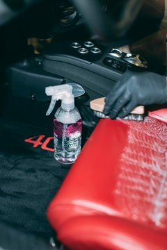 Gyeon Leather Cleaner Strong Fuerte Limpiador de Cuero Elimina Manchas en internet