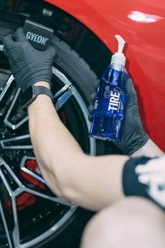 Gyeon Q2 Tire Sio2 Sellador Acondicionador Neumaticos Llantas en internet