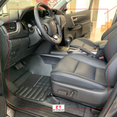 Toyota SW4 & Toyota Innova 7 Asientos ZT Cubre alfombras - comprar online