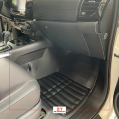 Toyota Hilux Cabina Simple ZT Cubre alfombras - comprar online