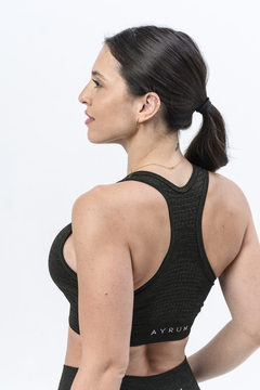Top seamless Power (verde militar) en internet