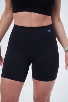 Calza Corta Seamless ELEVATE (Negro) - tienda online