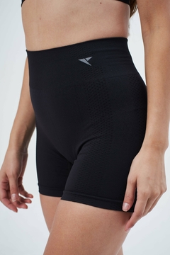 Imagen de Calza Corta Seamless ELEVATE (Negro)