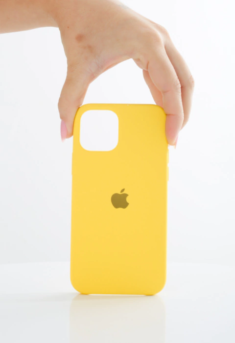 Capinha iPhone 12/12 Pro Silicone Aveludado - Amerelo Neon