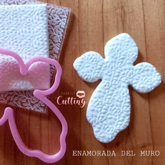 TEXTURA ENAMORADA DEL MURO