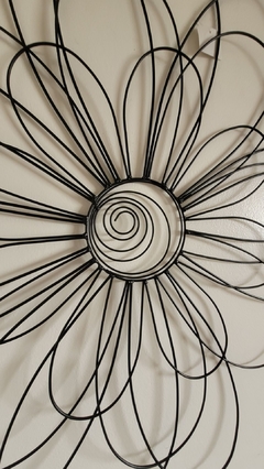 Adorno de pared Metal Flower - comprar online