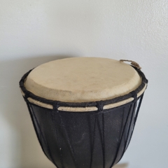 Tambor Decorativo Afrikanni Negro 31cm en internet