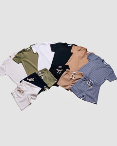 CAMISETA LISA - Filhottinhos