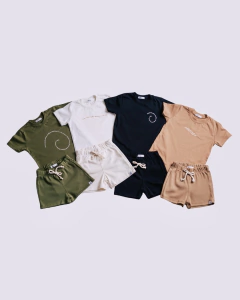 COMBO - 2 SHORTS RIBANA na internet