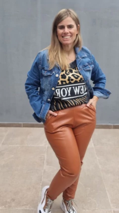 Imagen de Babucha pinzada Tety ecocuero