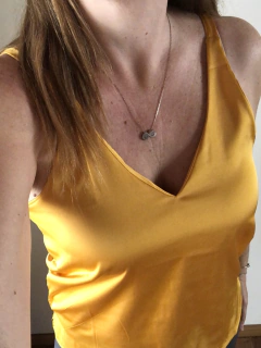 Imagen de Musculosa Satén bretel grueso