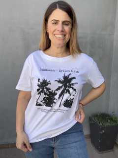Remera Palmeras - comprar online