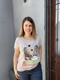 Remera Move On en internet