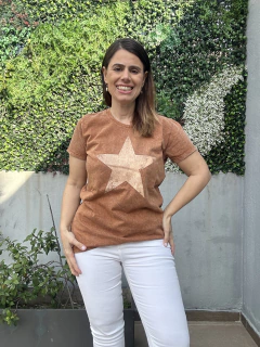 Remera Estrella nevada - comprar online