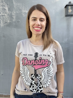 Remera Dancing Guitarra en internet
