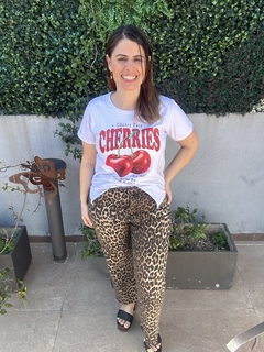Remera Cherry Pain - comprar online