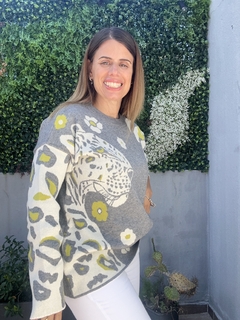Sweater Flores y Leopardo en internet