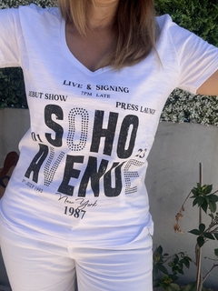 Imagen de Remera Soho Avenue