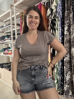 Remera basica Catan - Me Amare Indumentarias