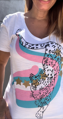 Remera Leopardo colores en internet