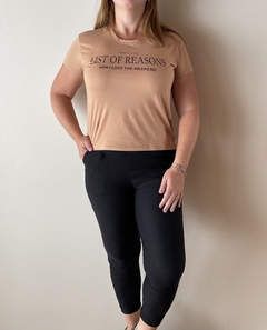 Remera List of Reasons - Me Amare Indumentarias