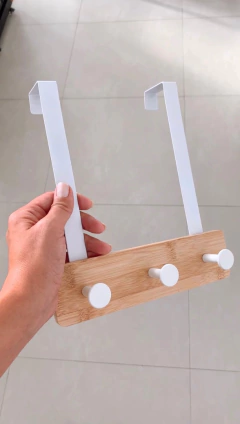 CABIDEIRO DE PORTA BAMBU 3 GANCHOS - loja online