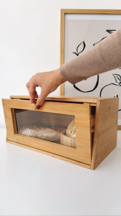 PORTA PÃO LIV na internet