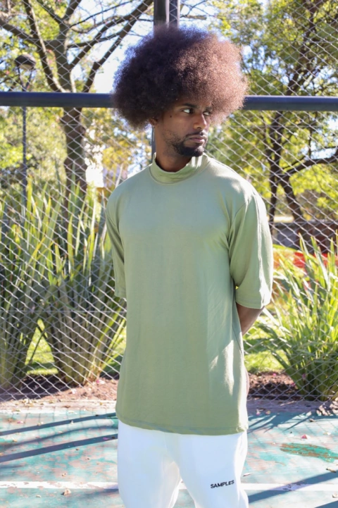 TEE HIGH NECK HEAVY RESIN