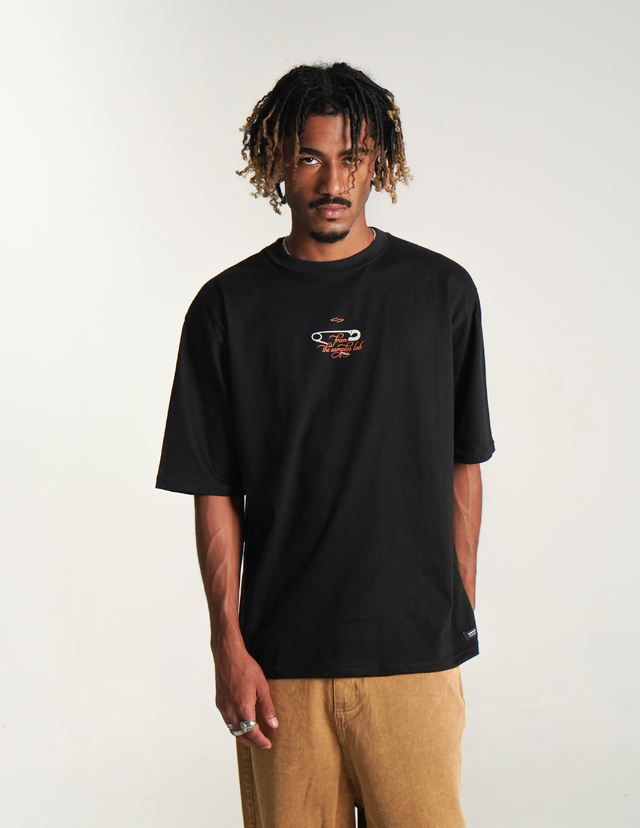 Tee Berlin Black thumbnail 2