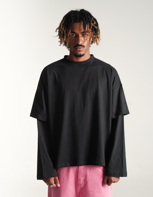 Tee Hardy Black thumbnail 2
