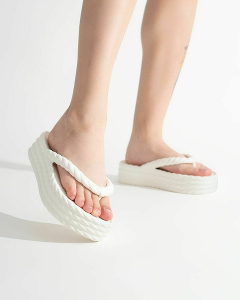 Chinelo Nuvem Off