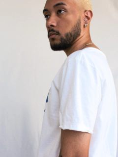 camiseta coração caipira off white - comprar online