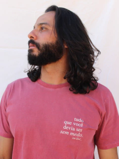 camiseta tudo o que você devia ser - Uai Soul