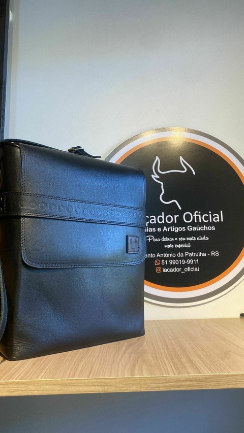 Mateira Preta em couro