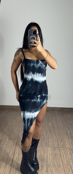 Vestido Assimétrico na internet