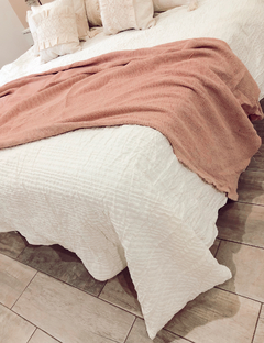 Cubrecama Dakota King Natural/Gris - Mil Ecos Home