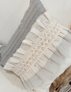 Almohadon Ariana en internet