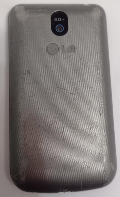 Celular Tri Chip LG C398 Wi Fi. Câmera 2MP e Memória Interna 2GB SEMI-NOVO na internet