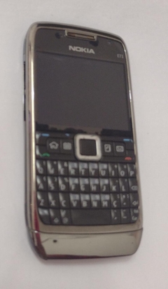 Nokia E71 - Desbloqueado - Semi-novo na internet