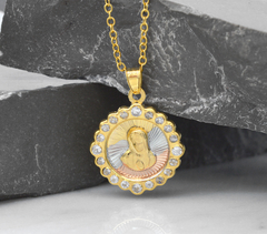 Dije Virgen Rostro Flor Redonda 3 Oros Con Zirconias. Sin Cadena. Chapa De Oro 14k en internet