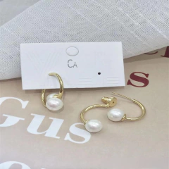 Aretes Elara Con Poste De Plata. Oro Laminado 18k