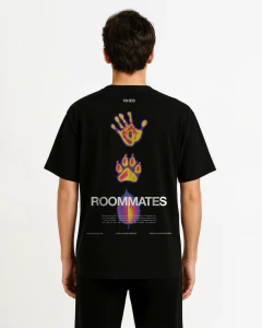 CAMISETA OVERSIZE ROOMMATES