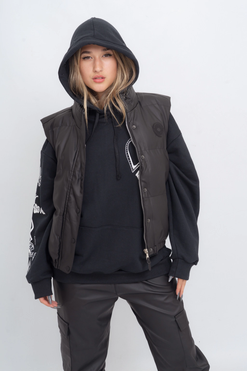 chaleco puffer engomado cata