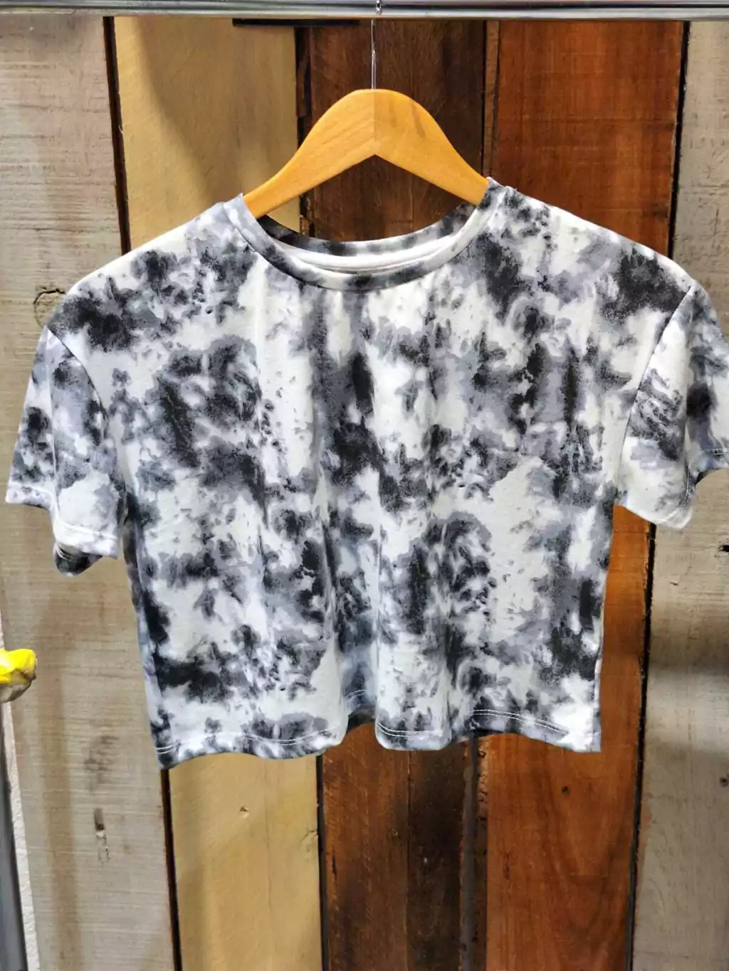 REMERA CORTA BATIK