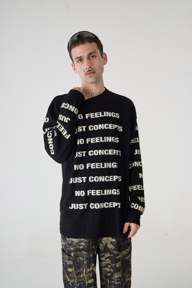 Sweater Concept thumbnail 2