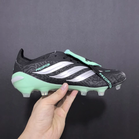 Adidas Predator FG - comprar online