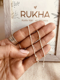 PULSERA CORDÓN CON BOLITAS SEGUIDAS en internet
