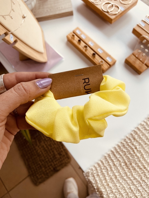 SCRUNCHIE LEMON