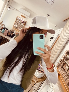 GORRA WHITE en internet