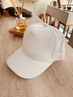 GORRA WHITE - Rukha Accesorios